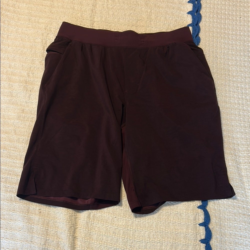 Lululemon Athletica Brown Athletic Shorts Relaxed Fit
